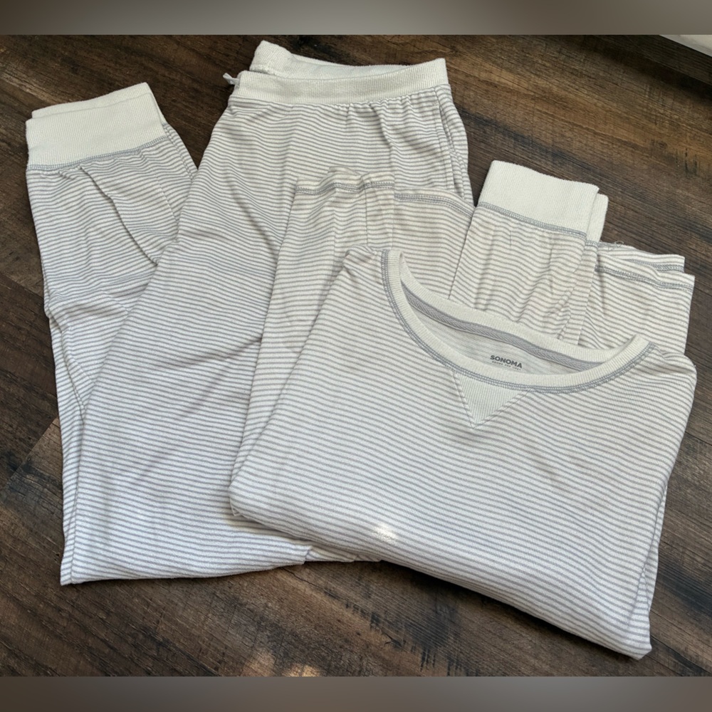 Sonoma White and Light Gray Striped Pajama Set